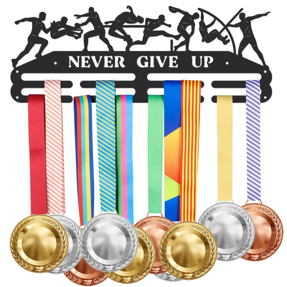 SUPERDANT Espositore per Medaglie per Atletica Leggera Decathlon Metallo Appendere Premi Sportive máschili Never Give Up Supporto per Espositore Porta Medaglie A Nastro per Montaggio A Parete 40x15cm