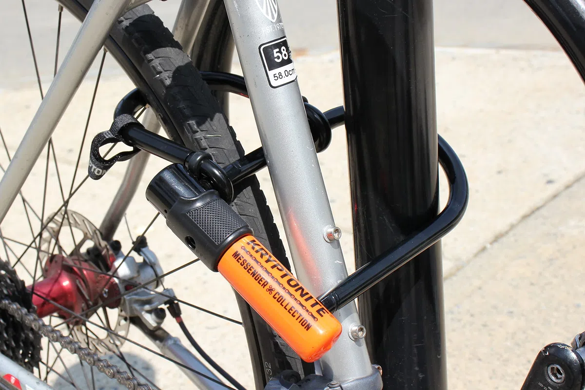 Kryptonite messenger mini + Plus Wheel Extender Bicycle u-lock