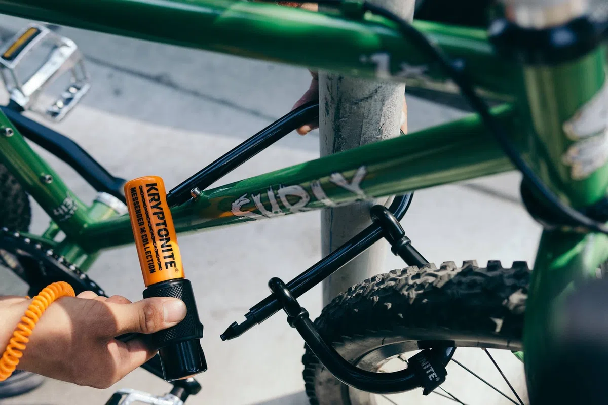 Kryptonite messenger mini + Plus Wheel Extender Bicycle u-lock